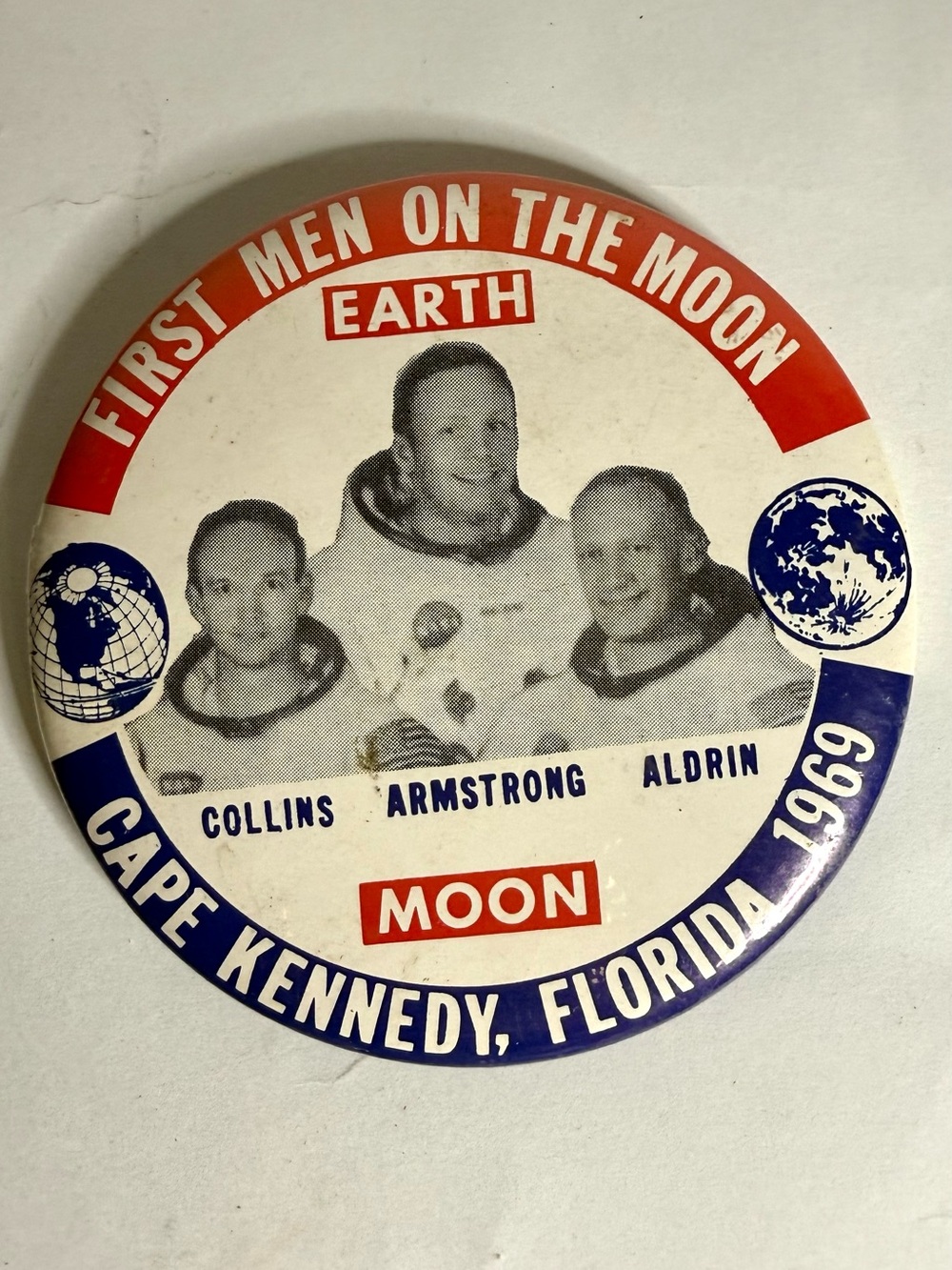 First Men on the Moon Commemorative Pin Button Cape Kennedy Florida 1969